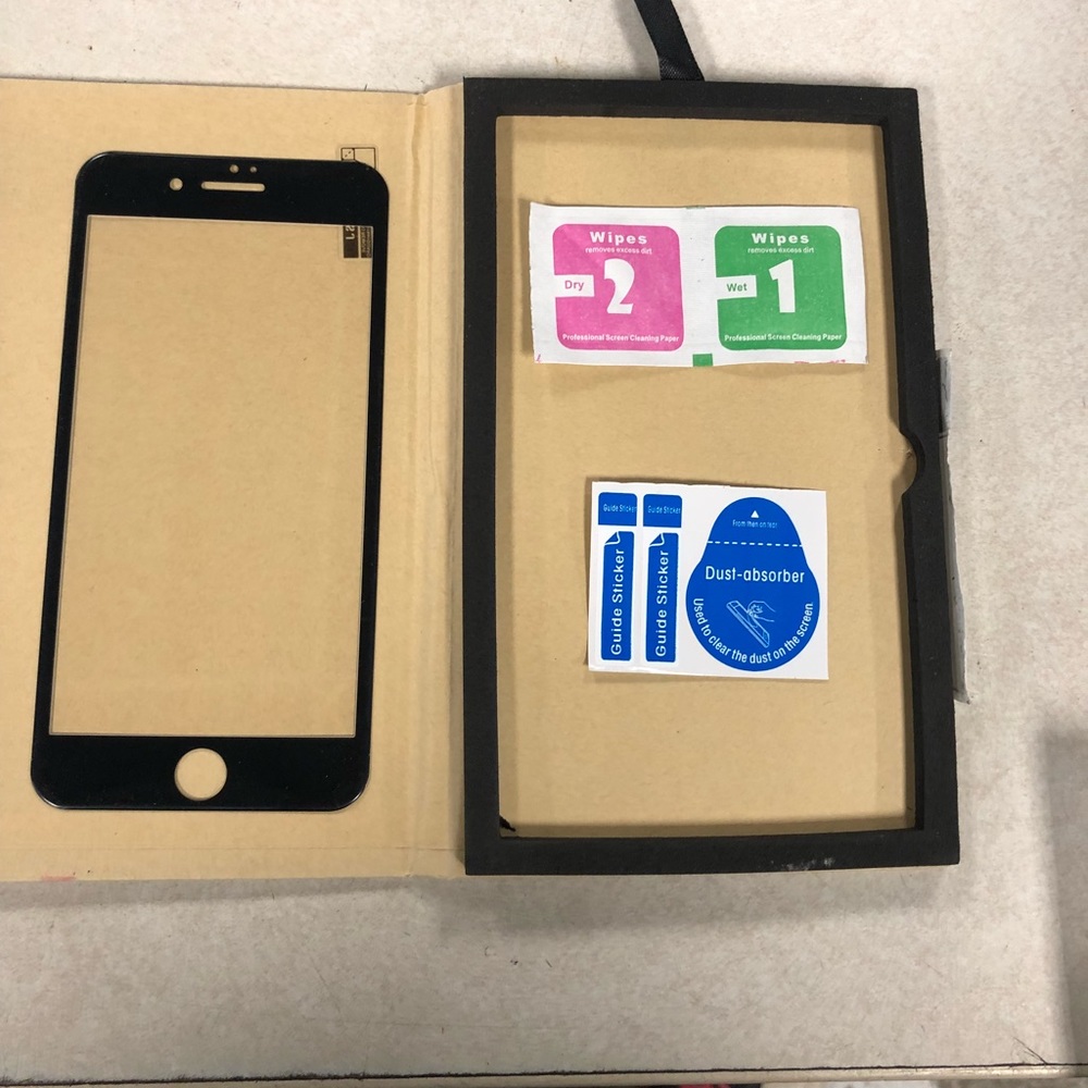 Iphone screen protectors for 6 6plus and 7”s.